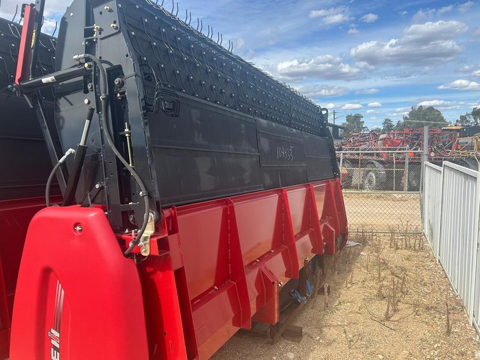 2023 CASE IH 3016 Pick Up Front