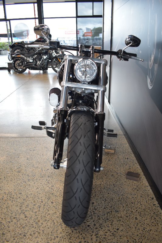 2017 HARLEY-DAVIDSON FXSB SOFTAIL BREAKOUT