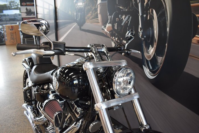 2017 HARLEY-DAVIDSON FXSB SOFTAIL BREAKOUT