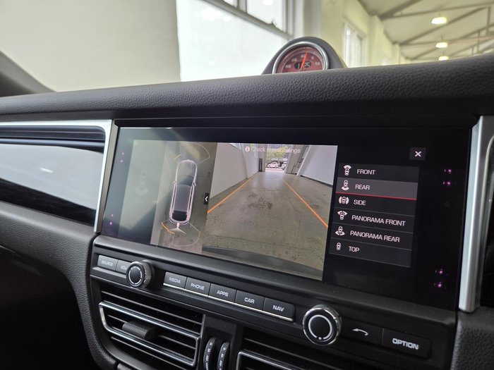 2019 Porsche Macan S