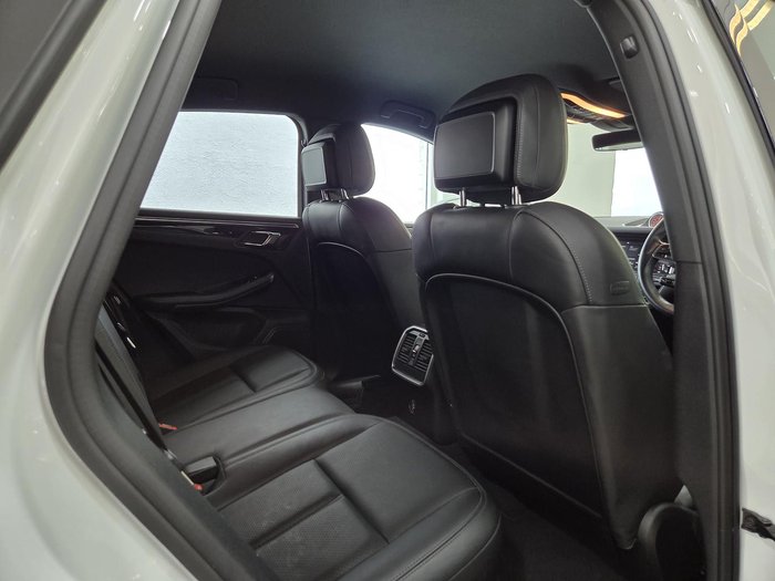 2019 Porsche Macan S