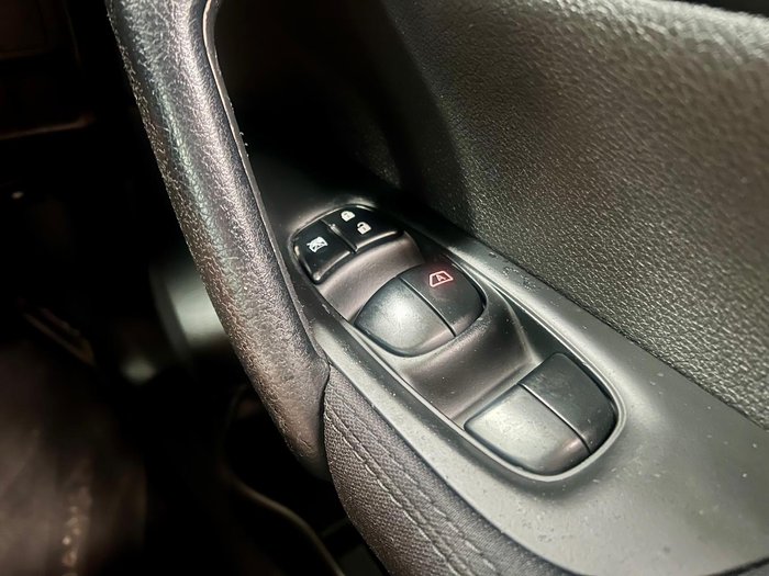 2015 Nissan QASHQAI ST J11 Platinum