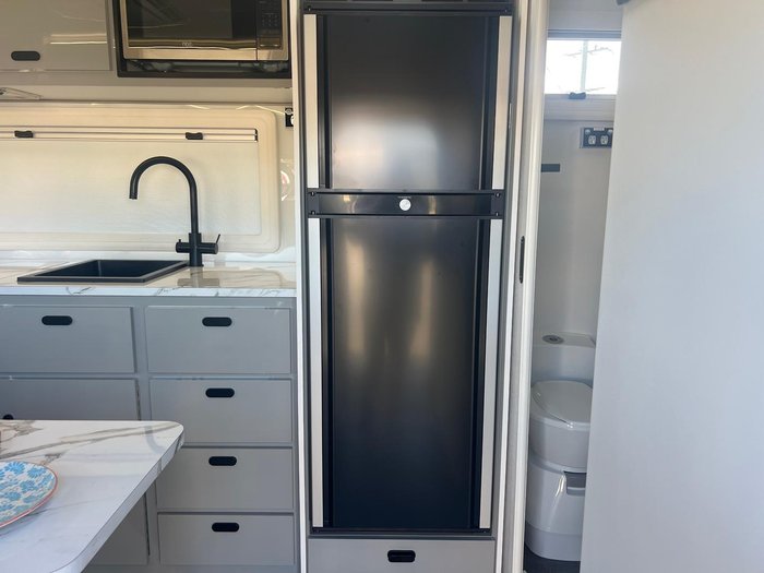 2026 JB Caravans Dirt Road Xtreme 17'10Rd