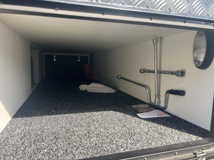 2026 JB Caravans Dirt Road Xtreme 17'10Rd