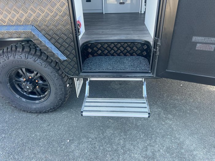 2026 JB Caravans Dirt Road Xtreme 17'10Rd