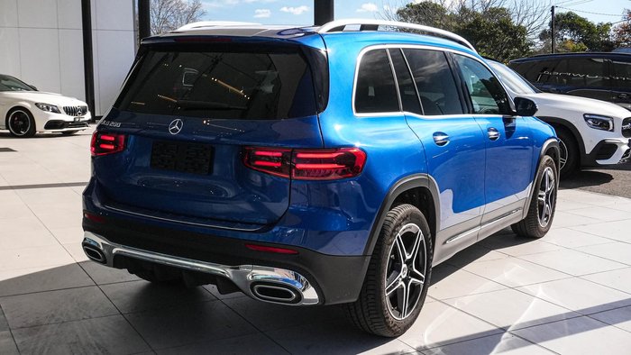 2025 Mercedes-Benz GLB-Class GLB200