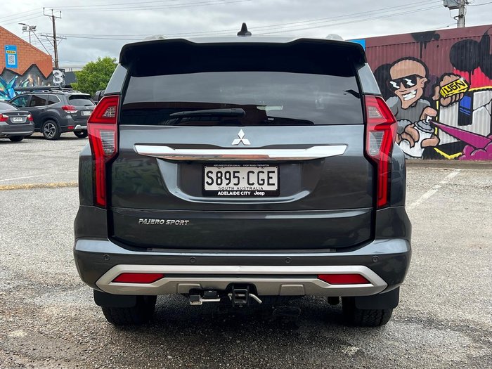 2020 Mitsubishi Pajero Sport GLS