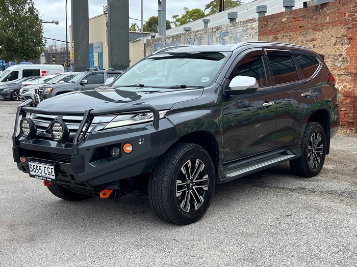 2020 Mitsubishi Pajero Sport GLS