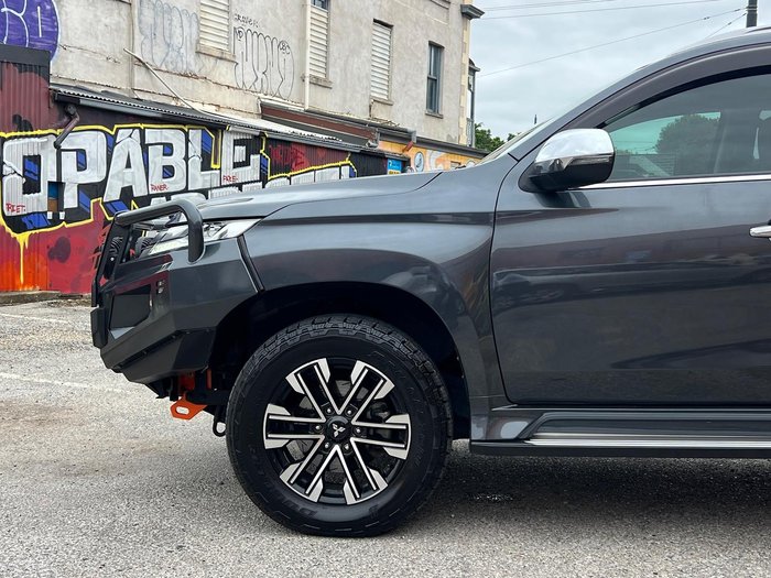 2020 Mitsubishi Pajero Sport GLS