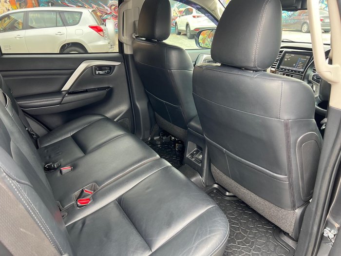 2020 Mitsubishi Pajero Sport GLS