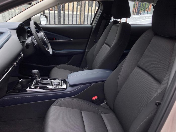 2025 Mazda CX-30 G20 Evolve