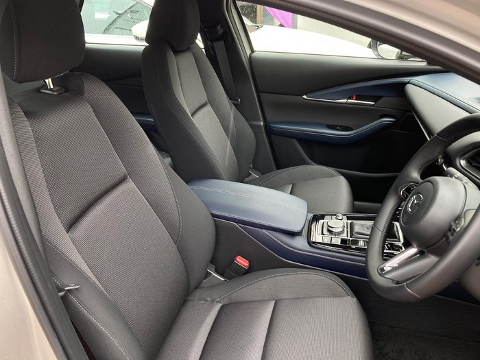 2025 Mazda CX-30 G20 Evolve