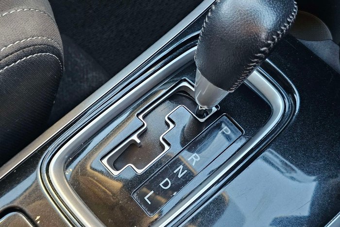 2017 Mitsubishi Outlander LS Safety Pack