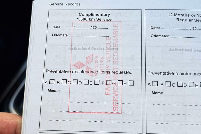2017 Mitsubishi Outlander LS Safety Pack