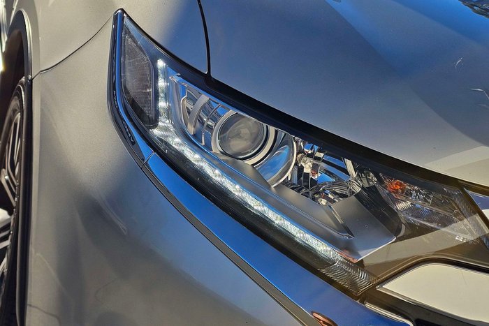 2017 Mitsubishi Outlander LS Safety Pack