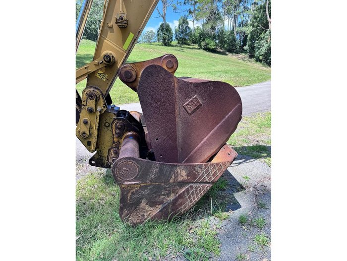 2013 Caterpillar 329Dl