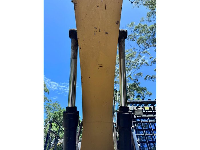 2013 Caterpillar 329Dl