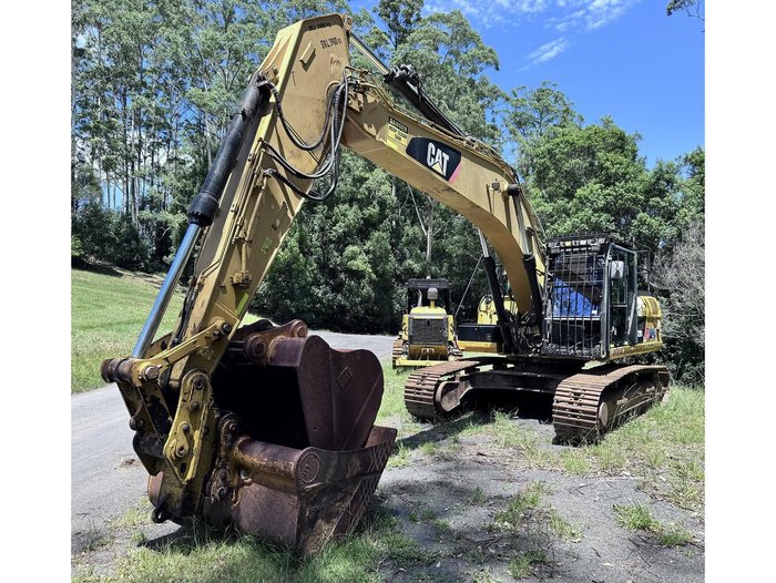 2013 Caterpillar 329Dl