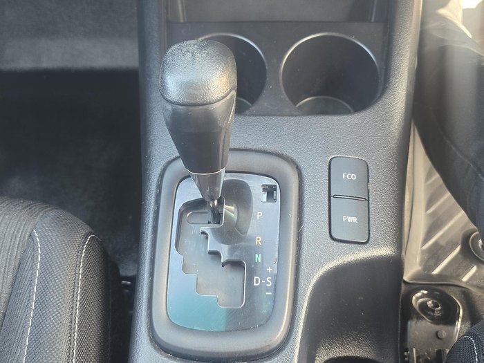 2022 Toyota Hilux SR