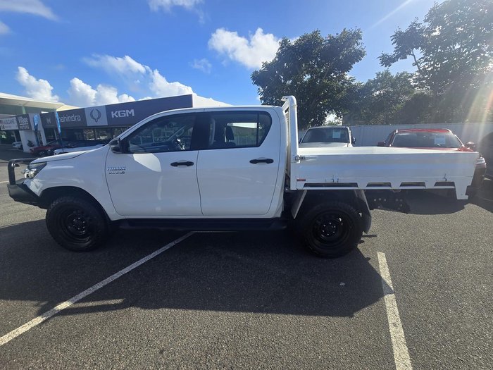 2022 Toyota Hilux SR