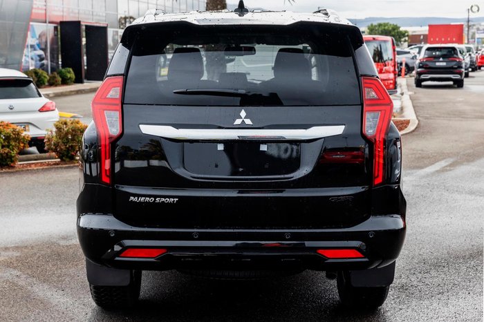 2022 Mitsubishi Pajero Sport GSR