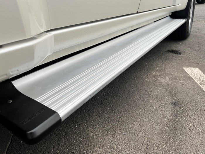 2019 Isuzu MU-X LS-M