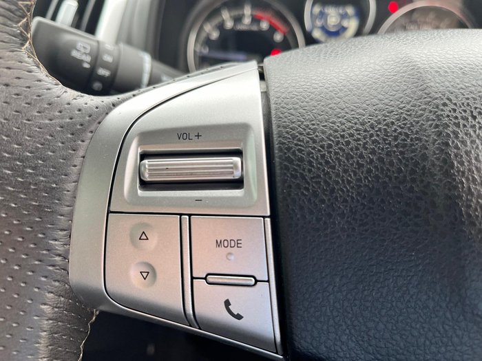 2019 Isuzu MU-X LS-M