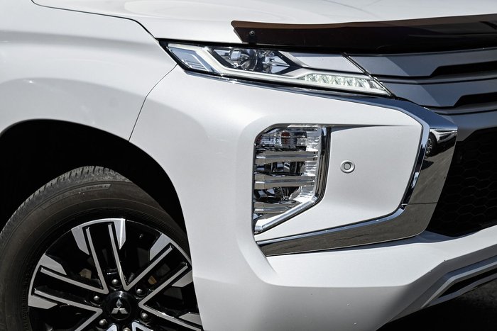 2022 Mitsubishi Pajero Sport Exceed