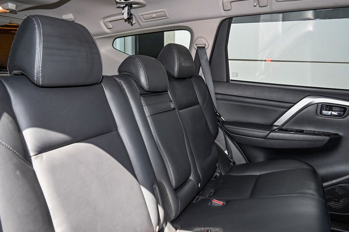 2022 Mitsubishi Pajero Sport Exceed