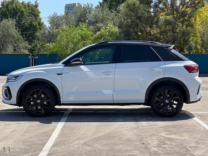 2026 Volkswagen T-Roc 140TSI R-Line