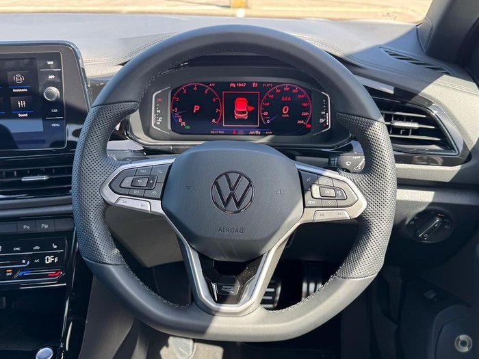 2026 Volkswagen T-Roc 140TSI R-Line