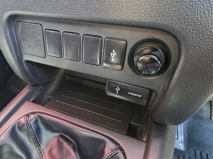 2018 Mitsubishi Triton GLX+