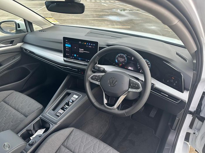 2026 Volkswagen Golf 110TSI Life