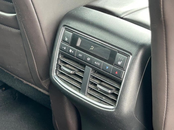 2018 Mazda CX-8 Asaki