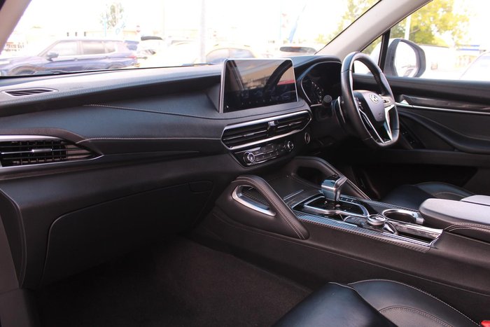 2022 LDV D90 Executive