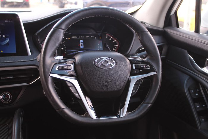 2022 LDV D90 Executive