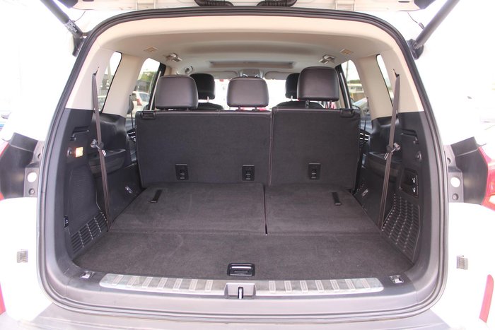 2022 LDV D90 Executive