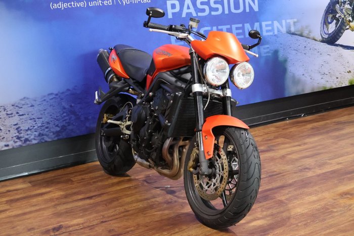 2009 TRIUMPH STREET TRIPLE R Orange