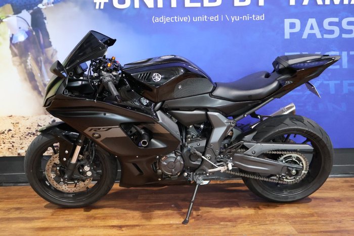 2025 Yamaha 2025 Yamaha 655CC YZF-R7LA SPORTS Black