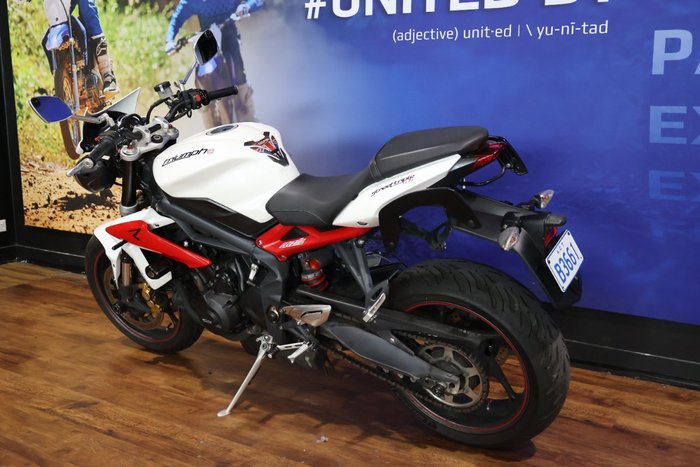 2013 TRIUMPH STREET TRIPLE R