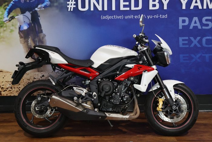 2013 TRIUMPH STREET TRIPLE R