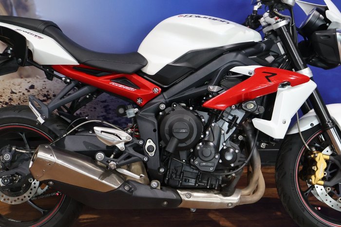 2013 TRIUMPH STREET TRIPLE R