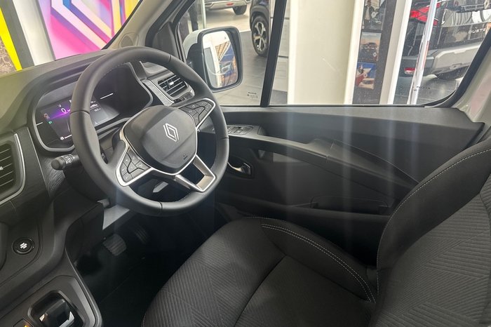 2025 Renault Trafic Premium