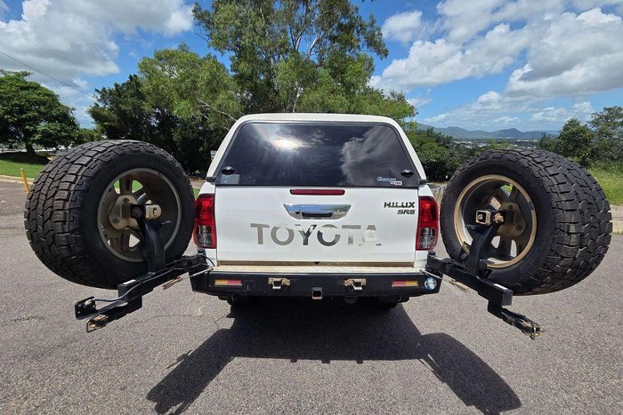 2018 Toyota Hilux SR5 GUN126R 4X4 Dual Range White