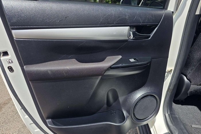 2018 Toyota Hilux SR5 GUN126R 4X4 Dual Range White