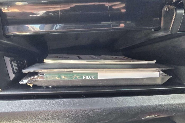 2018 Toyota Hilux SR5 GUN126R 4X4 Dual Range White