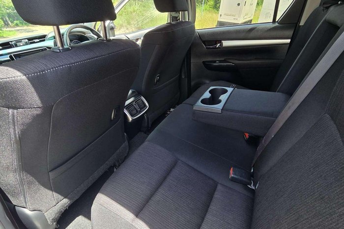 2018 Toyota Hilux SR5 GUN126R 4X4 Dual Range White