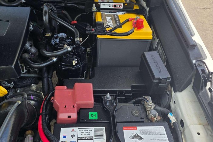 2018 Toyota Hilux SR5 GUN126R 4X4 Dual Range White