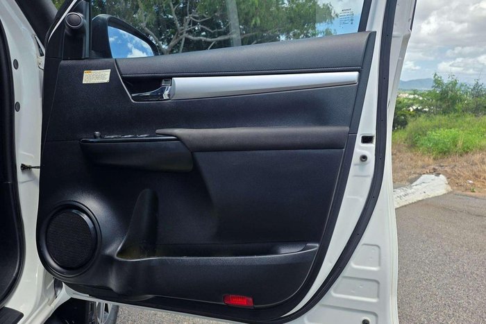 2018 Toyota Hilux SR5 GUN126R 4X4 Dual Range White