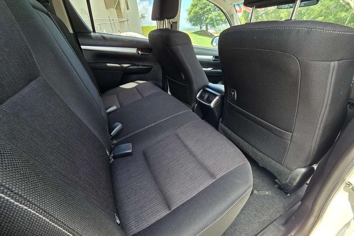 2018 Toyota Hilux SR5 GUN126R 4X4 Dual Range White